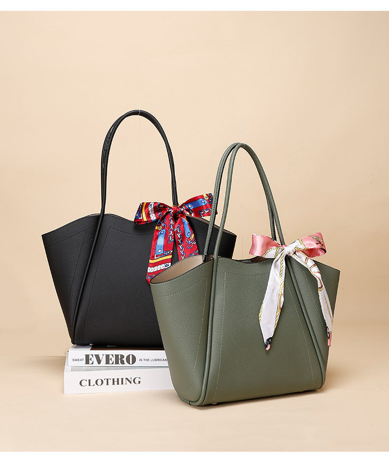 European and American Versatile Wing Bag for Women, Large Capacity Scarf Fashion Women's Bag, Light Luxury Texture Single Shoulder Underarm Bag