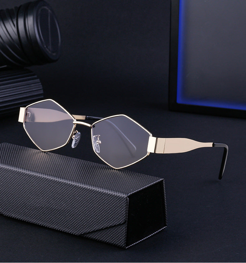 European and American Fashion Irregular Metal Sunglasses for Women Trendy Personality Wide Temple Sunglasses Wholesale sunglass