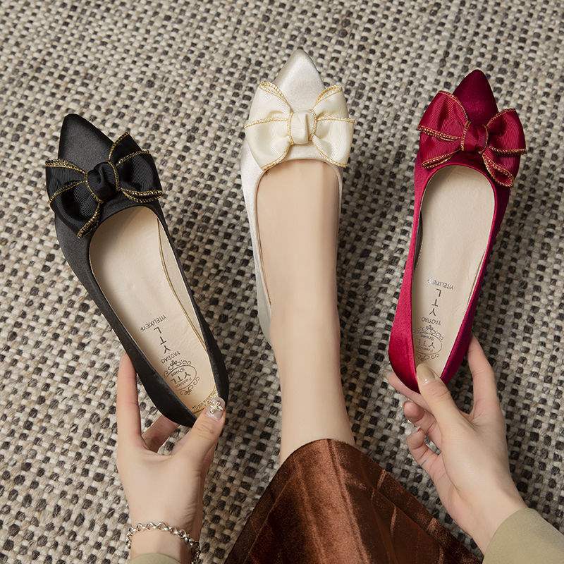 Red Wedding Shoes Bow2025New Women's Single Shoes Spring Autumn Versatile Shallow Mouth Pointed Toe Flat Bride Bridesmaid Shoes Trendy