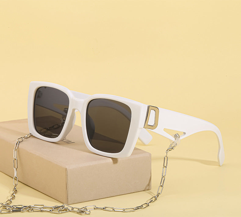 2025New Sunglasses for Women Trendy New European and American Fashion Chain Square Frame Sunglasses for Women Necklace Pendant sunglasses