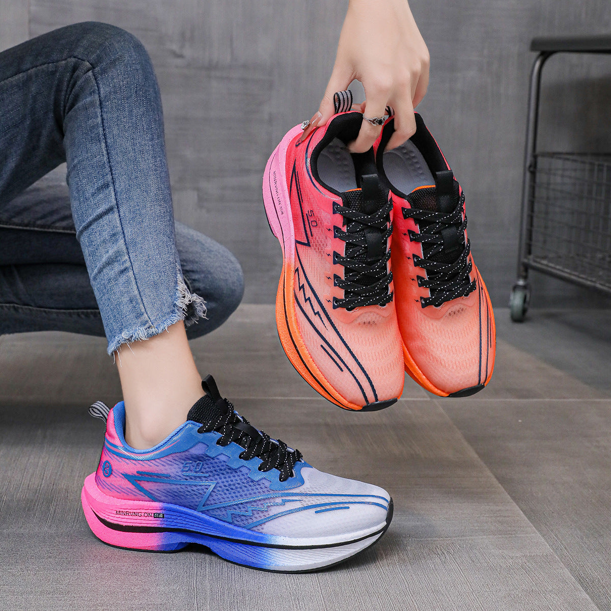 Carbon Plate Running Shoes Mesh Ultra-light Breathable Sports Shoes Men Couple All-match Casual Popcorn Running Shoes Breathable Lightweight