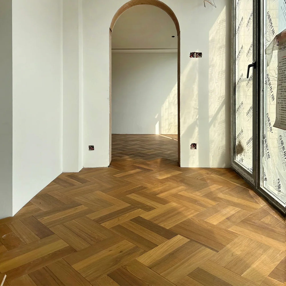 18mm Eco-Friendly Solid Teak Wood Flooring Custom UV Coated Waterproof Anti-Slip Kitchen Flooring Long-lasting High-end Space