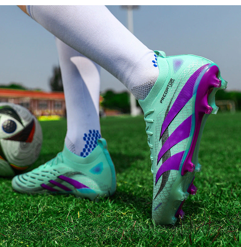 2025New Football Shoes for Men and Women, Youth Students, Fashionable and Comfortable, Long Spikes, Low-top, Factory Direct Sale