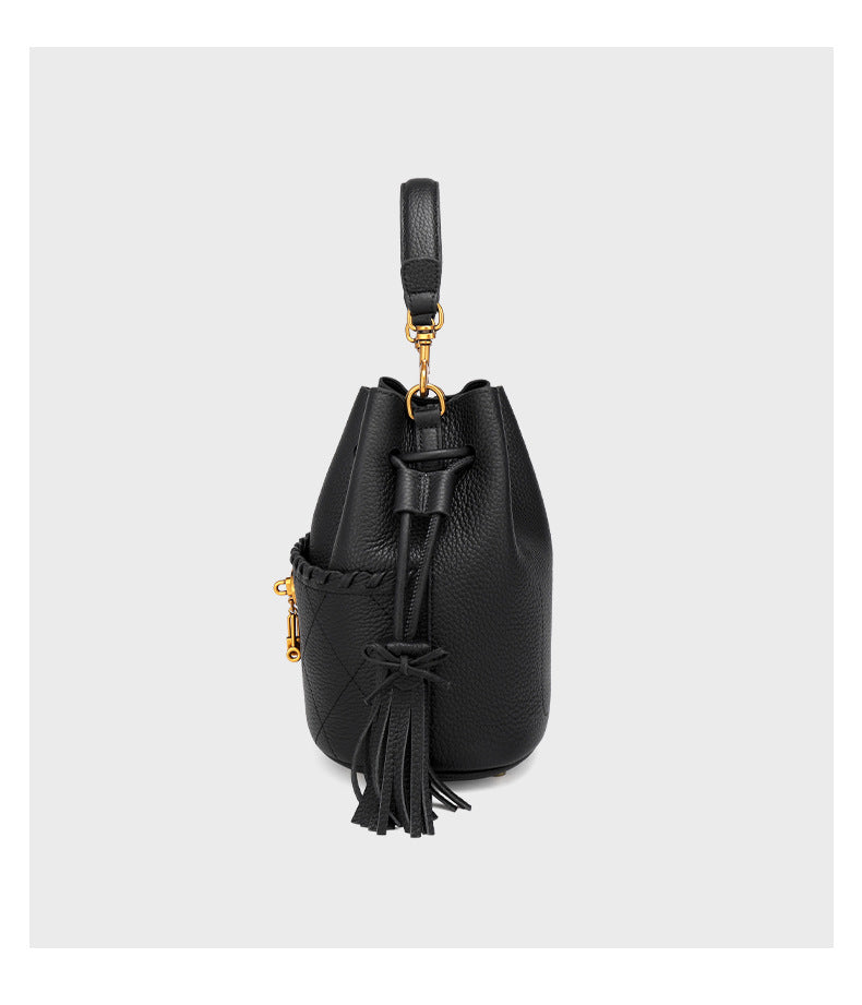 European and American First Layer Cowhide Women's New Genuine Leather Handbag Trendy Bucket Bag Tassel Niche Drawstring Shoulder Crossbody Bag