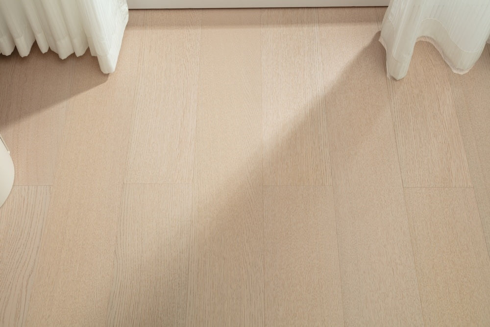 SK 1202 Full Birch Multi-layer Core Solid Wood Oak Veneer 1.2mm Skid-resistant Lock Joint Engineered Flooring