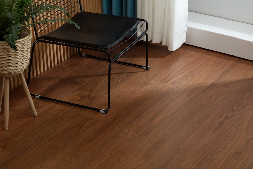 SK 1207 Full Birch Multi-layer Core Solid Wood Black Walnut Veneer 1.2mm Skid-resistant Lock Joint Engineered Flooring