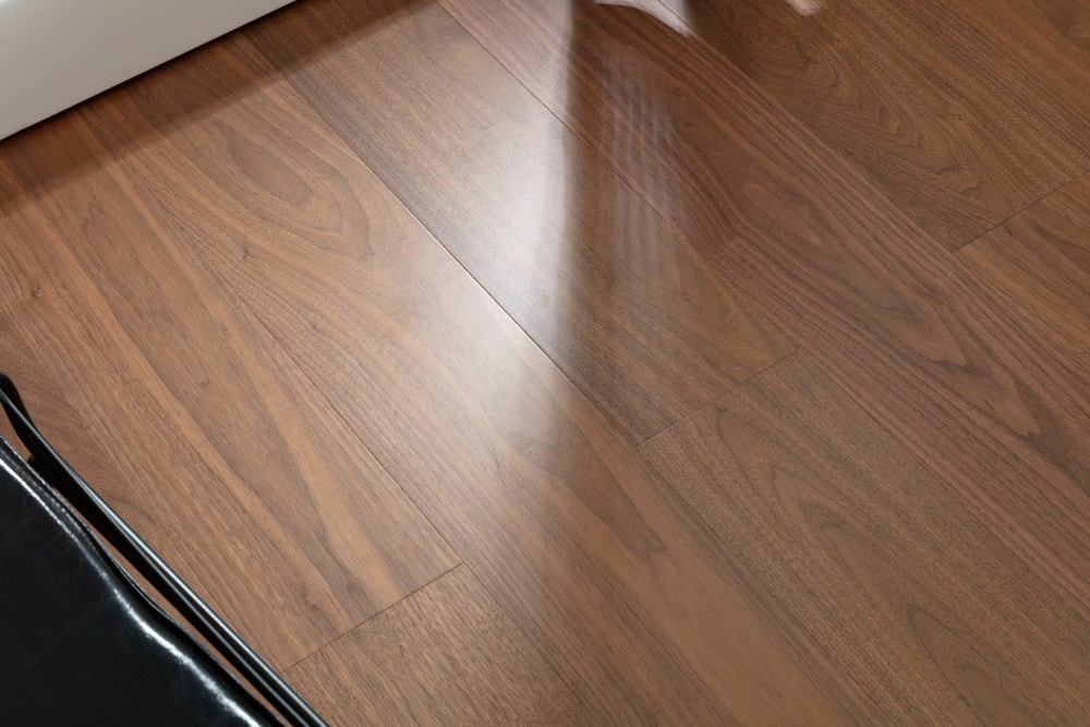 SK 1207 Full Birch Multi-layer Core Solid Wood Black Walnut Veneer 1.2mm Skid-resistant Lock Joint Engineered Flooring