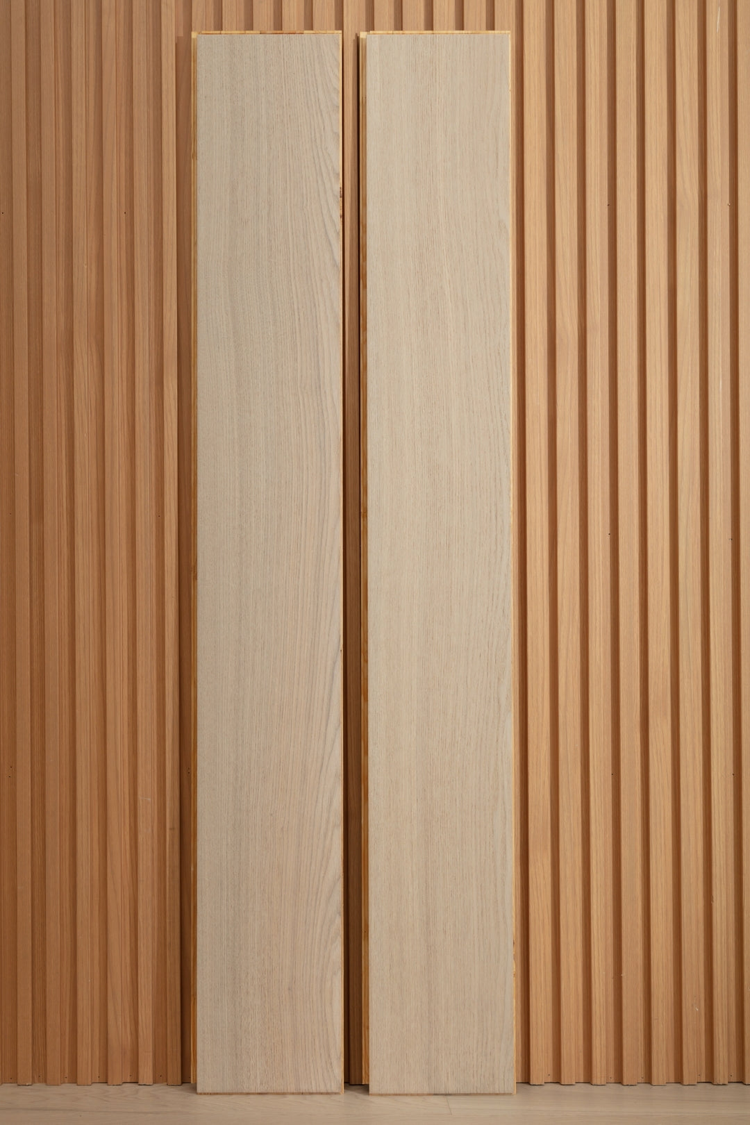 SK 1210 Full Birch Multi-layer Fire-Retardant Substrate Solid Wood European Oak Veneer 1.2mm Scratch-resistant  Engineered Flooring