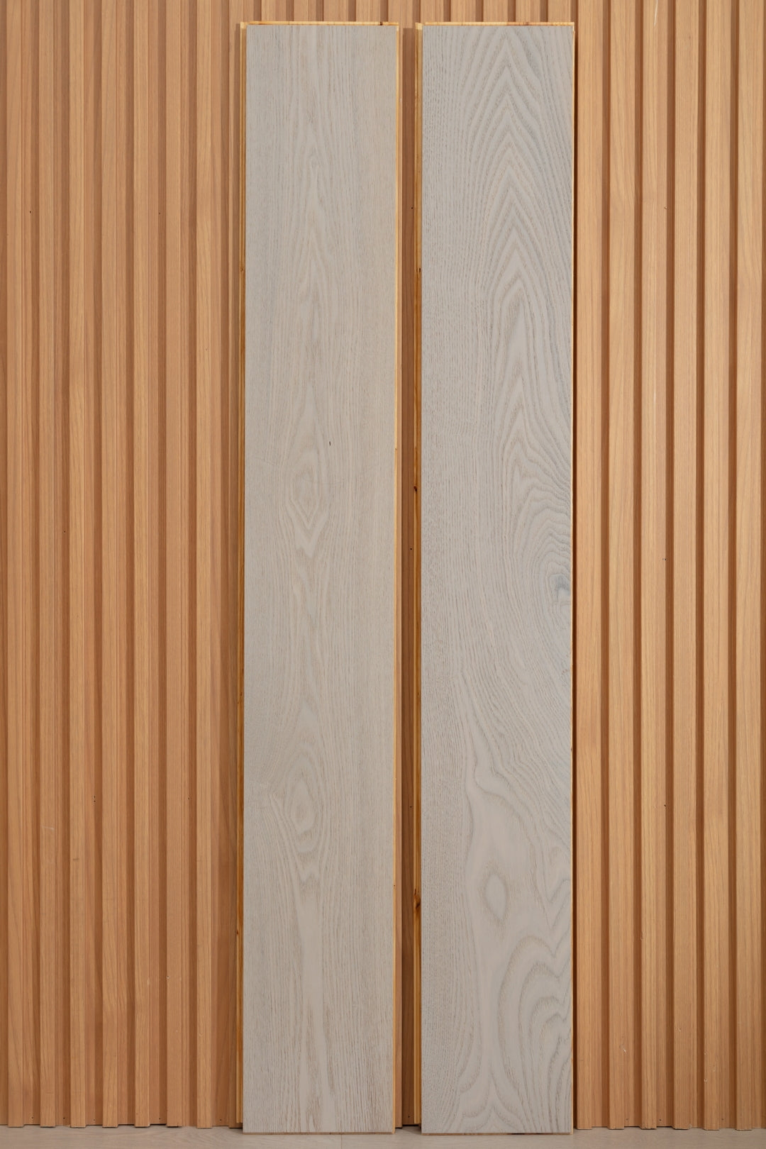 SK 1211 Full Birch Multi-layer Fire-Retardant Substrate Solid Wood European Oak Veneer 1.2 mm Scratch-resistant Engineered Flooring