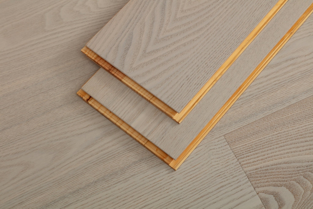 SK 1211 Full Birch Multi-layer Fire-Retardant Substrate Solid Wood European Oak Veneer 1.2 mm Scratch-resistant Engineered Flooring