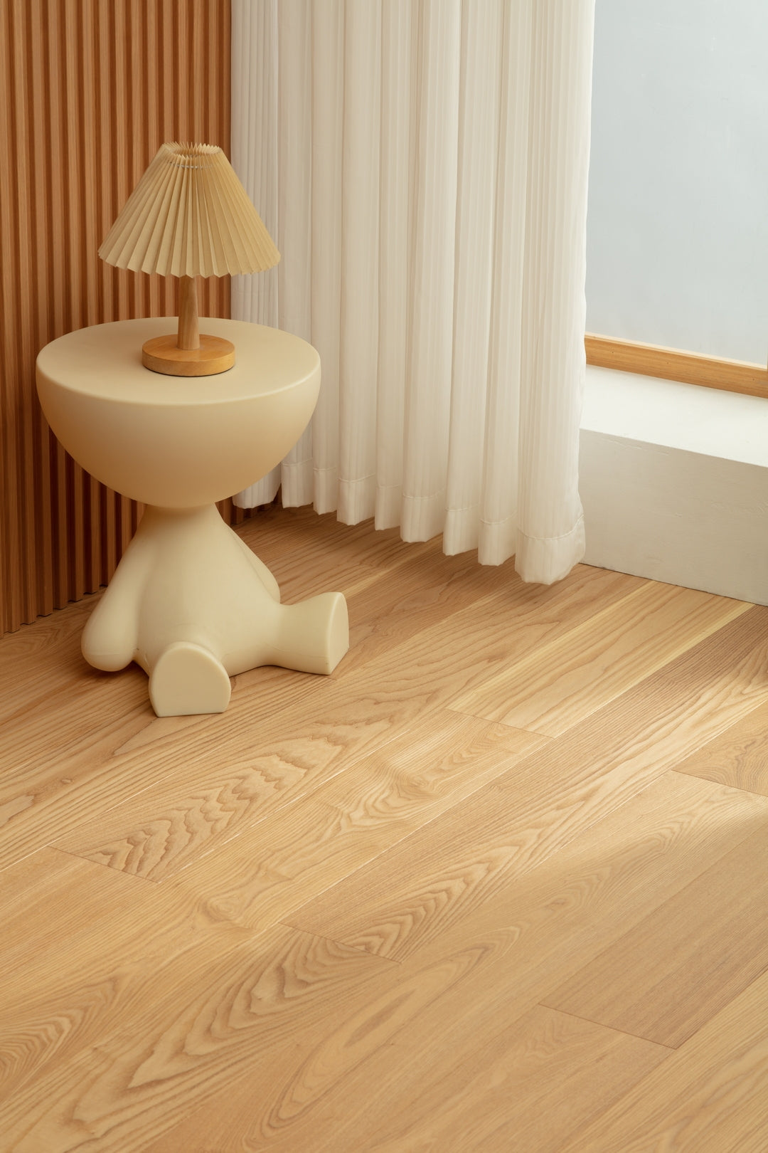 SK 1213 Full Birch Multi-layer Fire-Retardant Substrate Solid Wood European Oak Veneer 1.2 mm  Scratch-resistant  Engineered Flooring