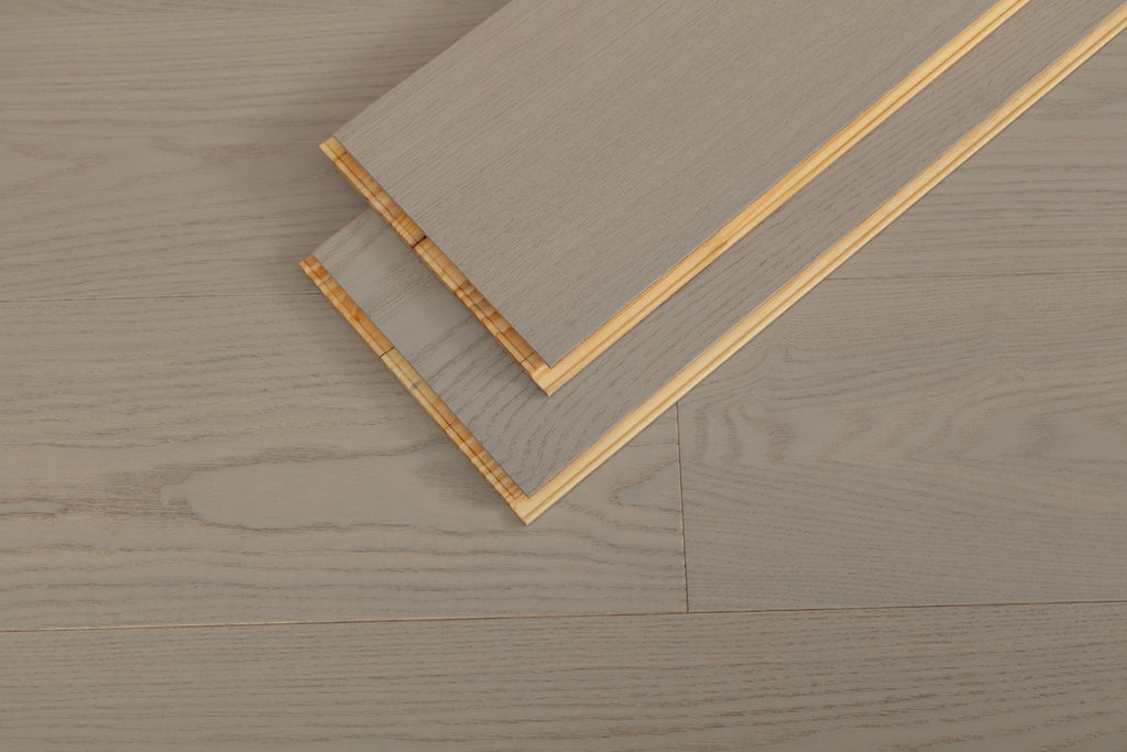 SK 1215 Full Birch Multi-layer Fire-Retardant Substrate Solid Wood European Oak Veneer 1.2 mm Scratch-resistant  Engineered Flooring