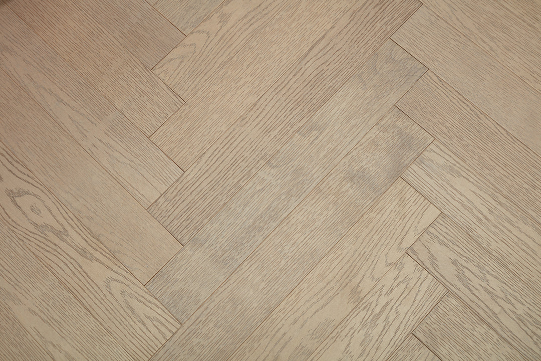 9208 Herringbone Art Parquet Metallic UV Finish Full Birch Multi-layer Core Solid Wood Oak Veneer Brushed Clickblock Joint Engineered Flooring