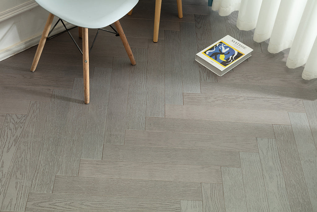 9209 Herringbone Art Parquet Metallic UV Finish Full Birch Multi-layer Core Solid Wood Oak Veneer Brushed Clickblock Joint Engineered Flooring