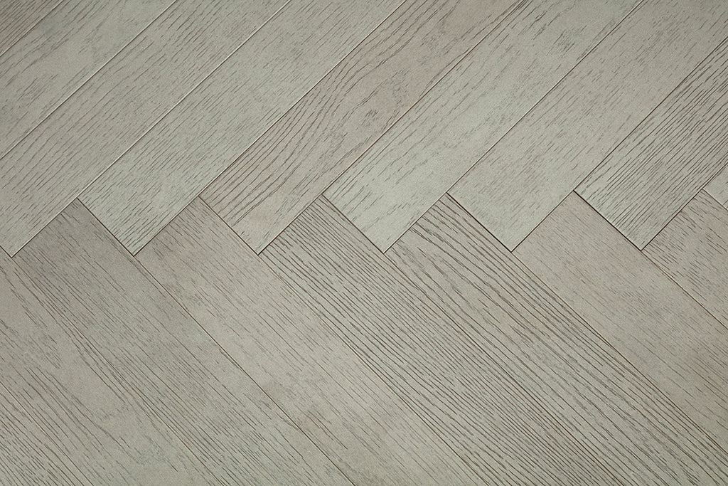 9209 Herringbone Art Parquet Metallic UV Finish Full Birch Multi-layer Core Solid Wood Oak Veneer Brushed Clickblock Joint Engineered Flooring