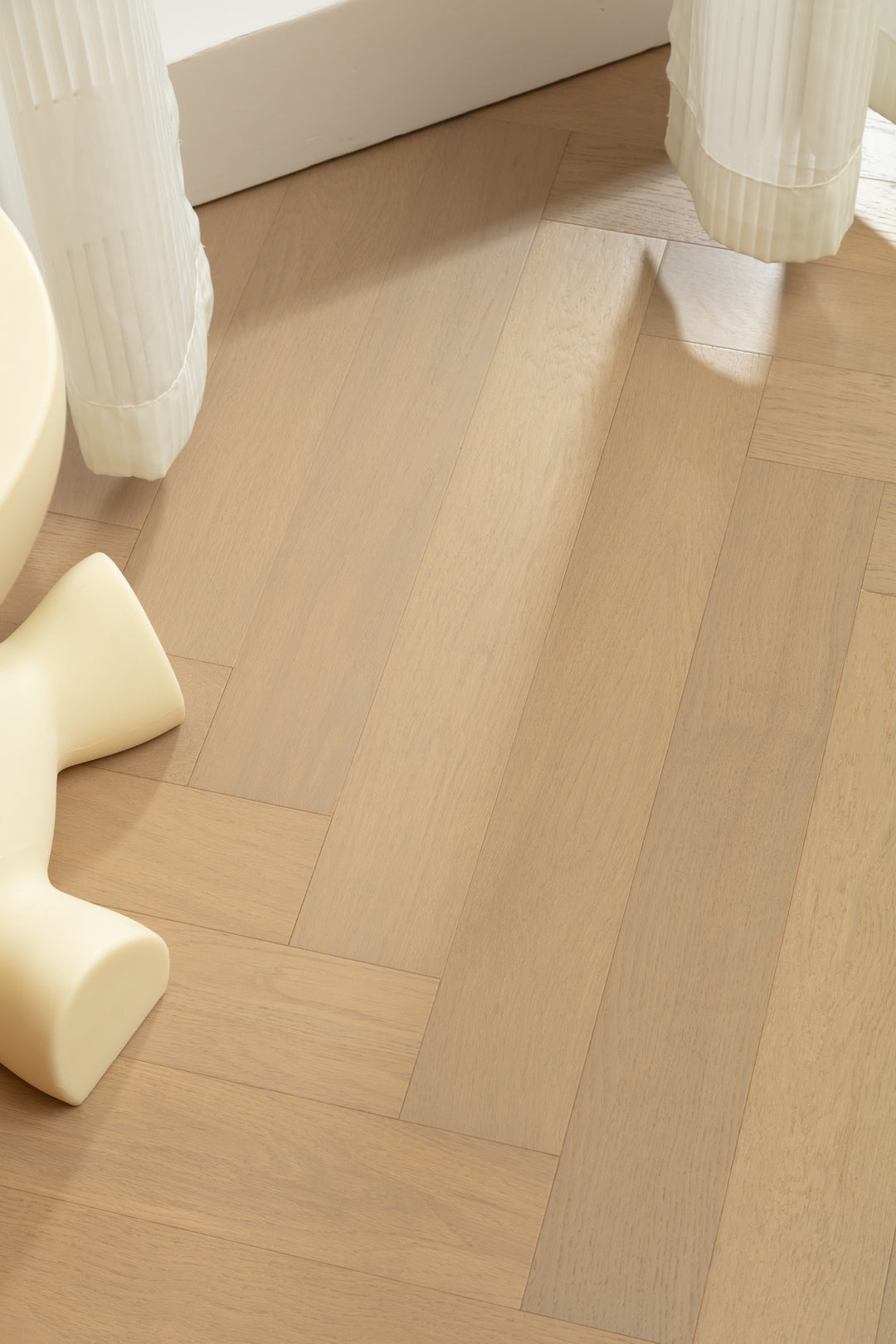 9230 Herringbone Art Parquet Full Birch Multi-layer Core Solid Wood Oak Veneer Brushed Clickblock Joint Engineered Flooring