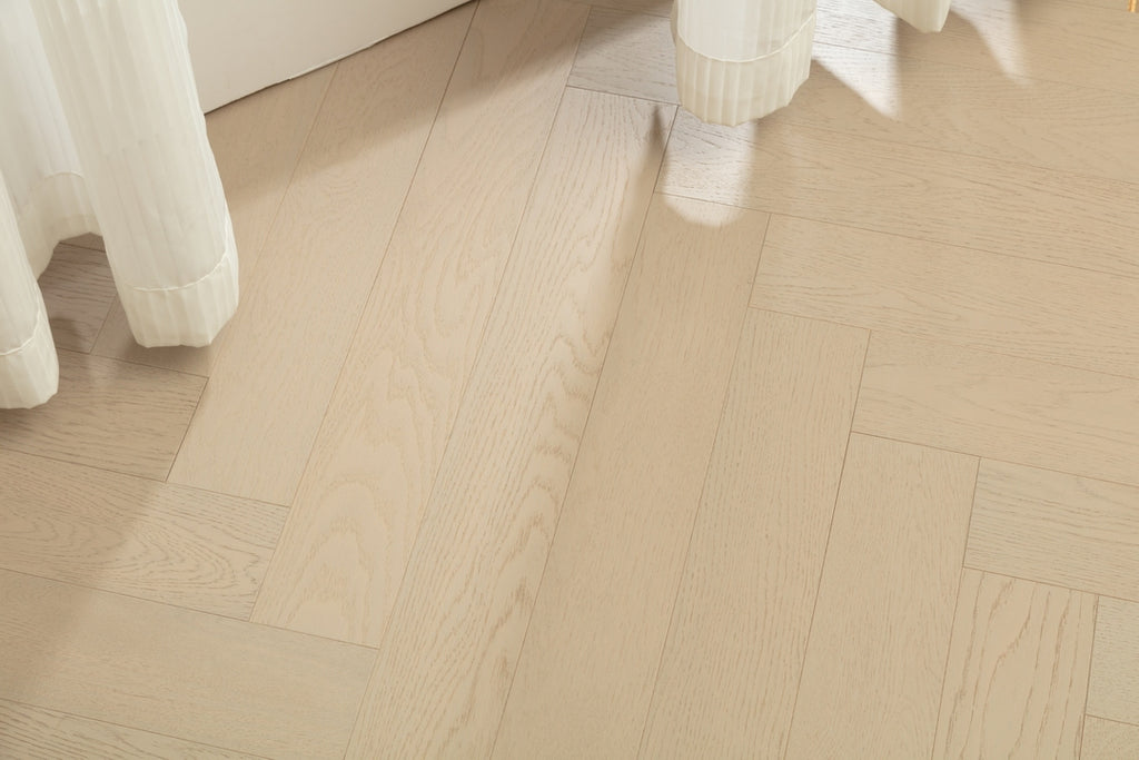 9232 Herringbone Art Parquet Full Birch Multi-layer Core Solid Wood Oak Veneer Clickblock Joint Engineered Flooring