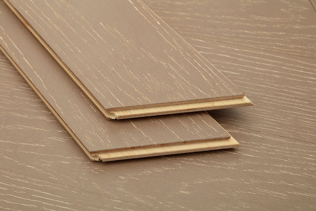 9511 Chevron Art Parquet  Full Birch Multi-layer Core Solid Wood Oak Veneer Brushed Engineered Flooring