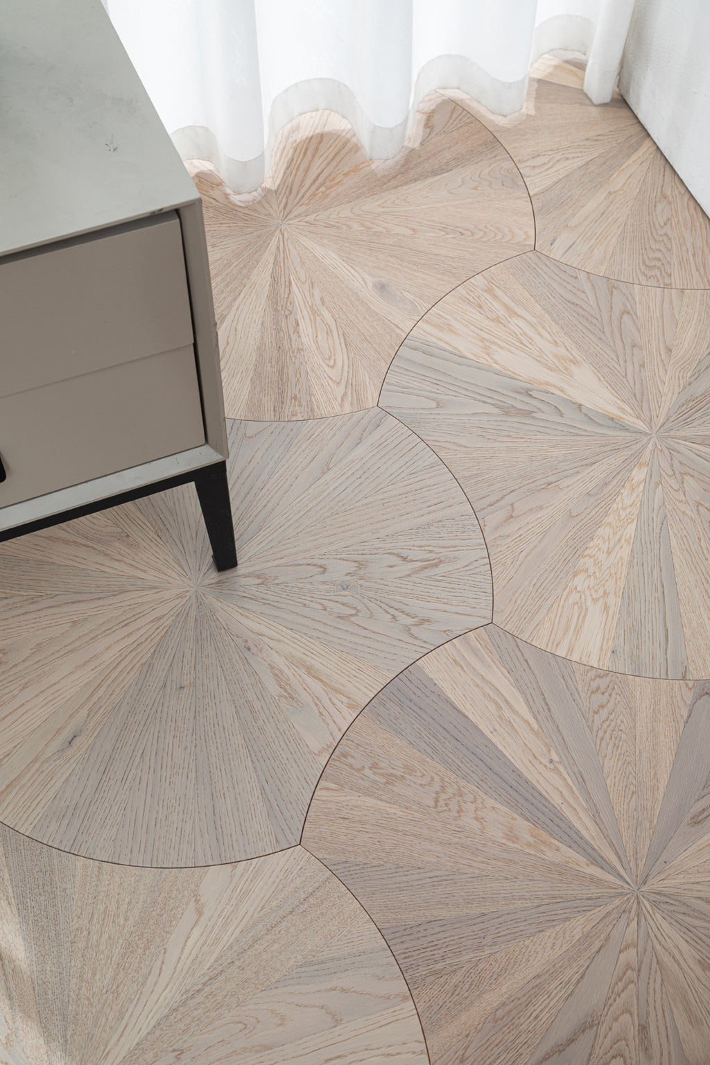 YXPX602 Pale Greige Oak Sunburst Radial Organic Parquet Flooring | Lotus Leaf Series
