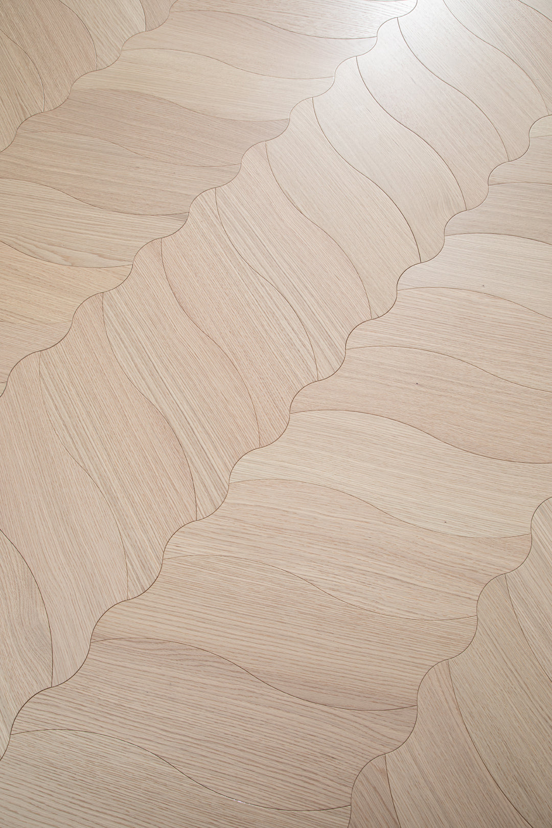 YXPX605 Light Oak Soft Ripple Flowing Organic Parquet Flooring | Wave Series