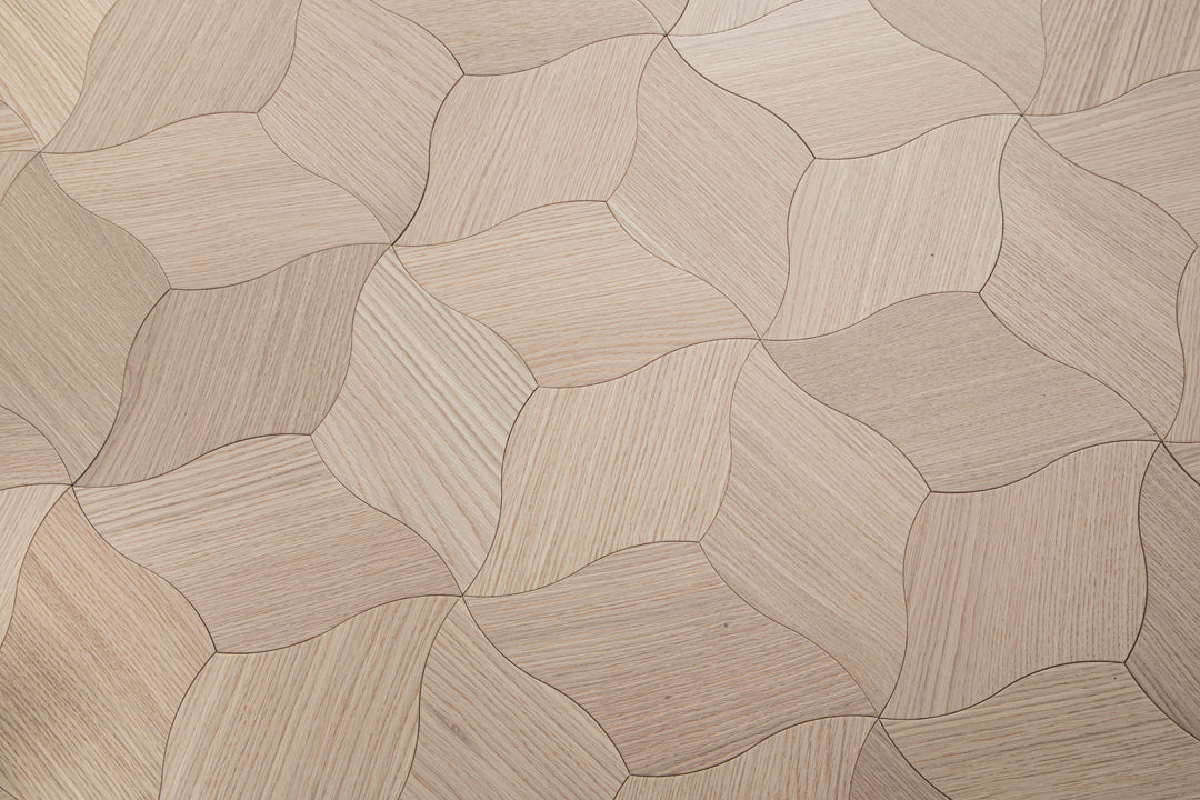 YXPX608 Natural Oak Lily Petal Flowing Organic Artistic Parquet Flooring | Lily Series