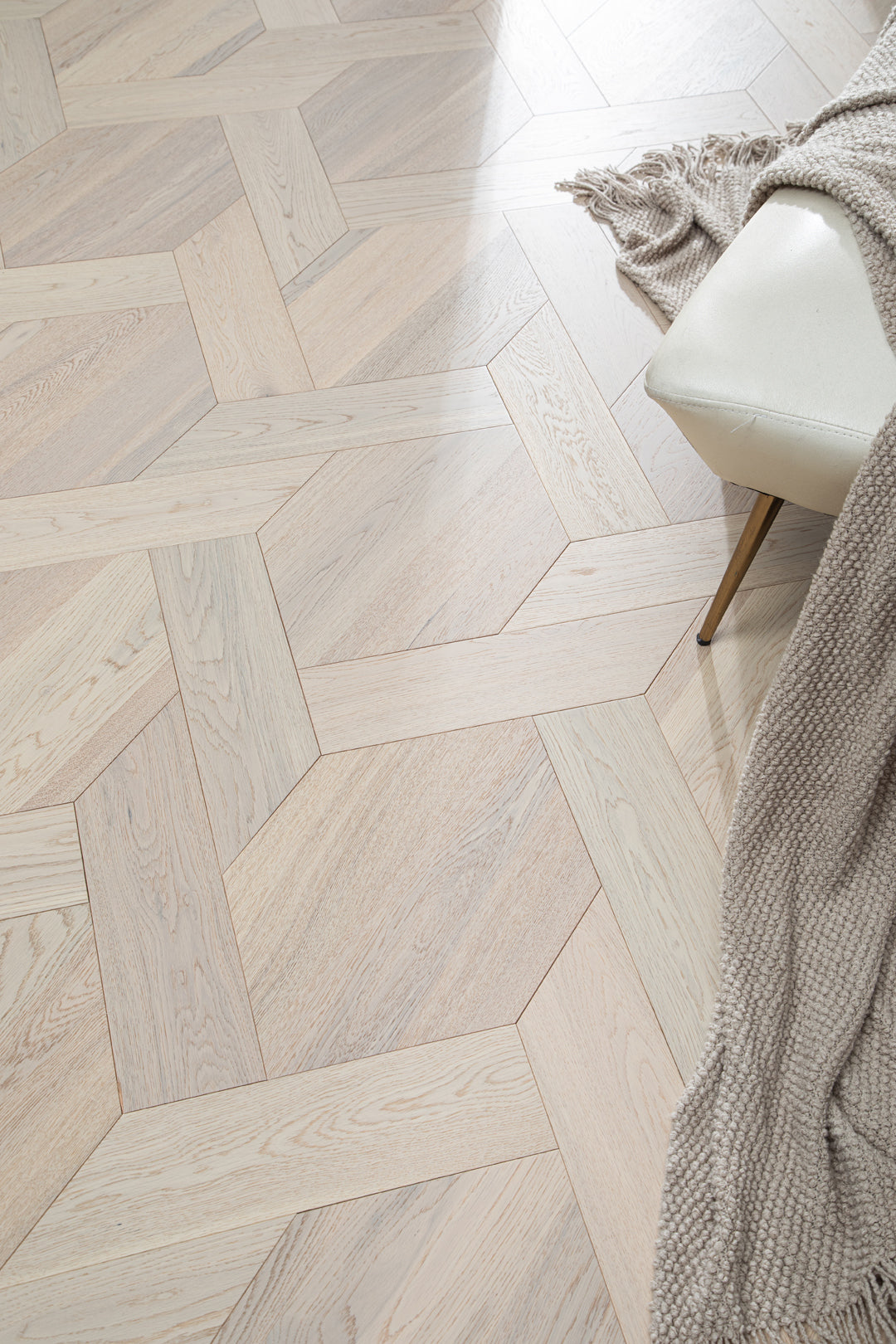 YXPX621   Washed Grey Oak Woven Knot Pattern Minimalist Oriental Artistic Parquet Flooring | Chinese Knot Series