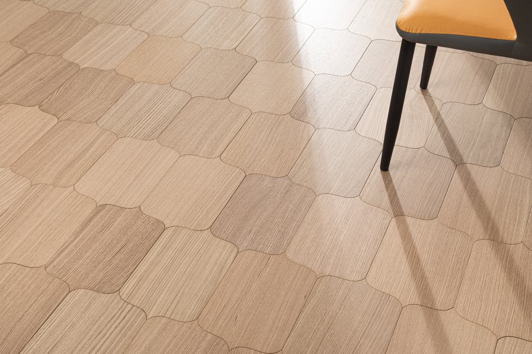 YXPX622 Oak Cartouche Curved Classic Elegant Parquet Flooring | Shield Series