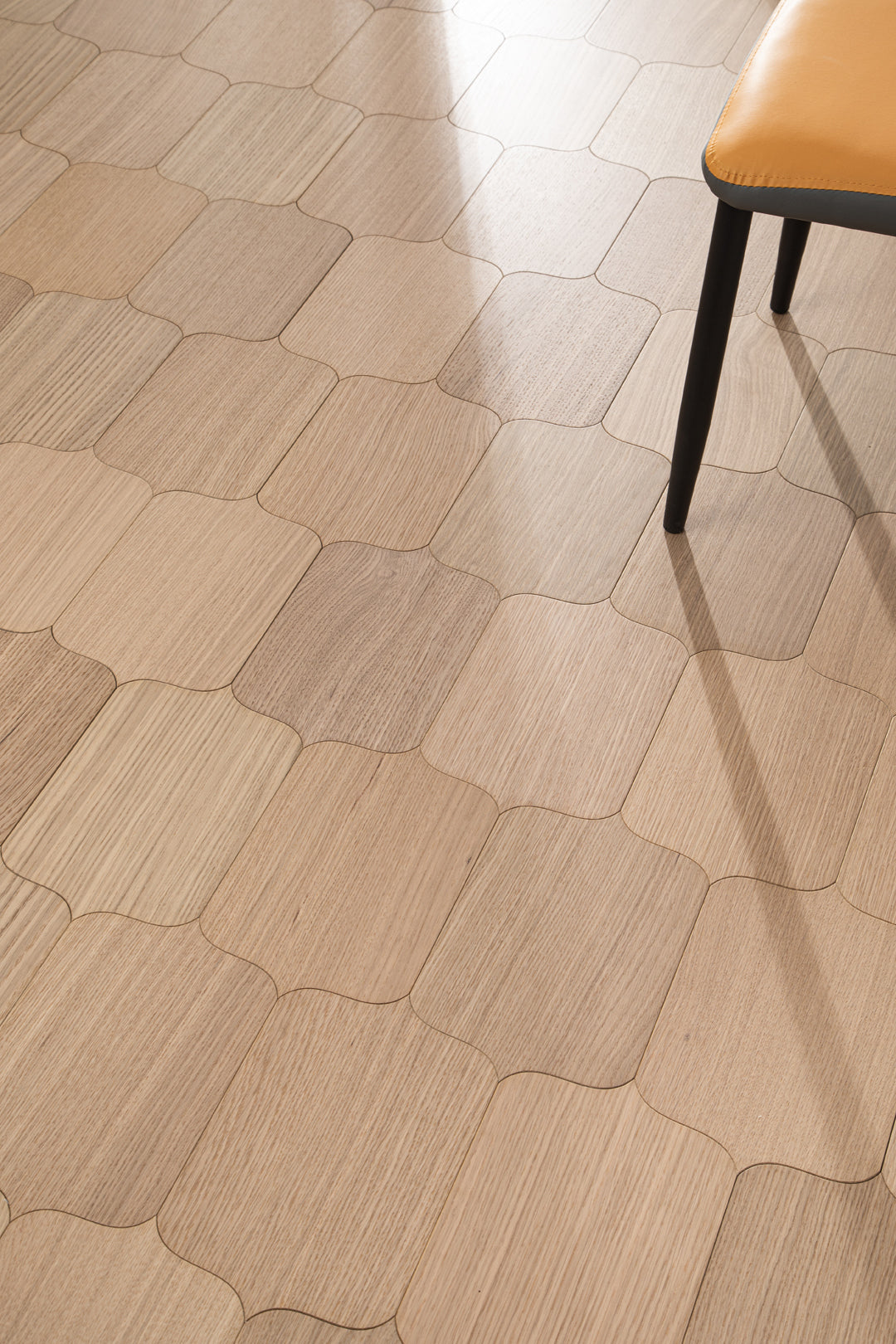 YXPX622 Oak Cartouche Curved Classic Elegant Parquet Flooring | Shield Series