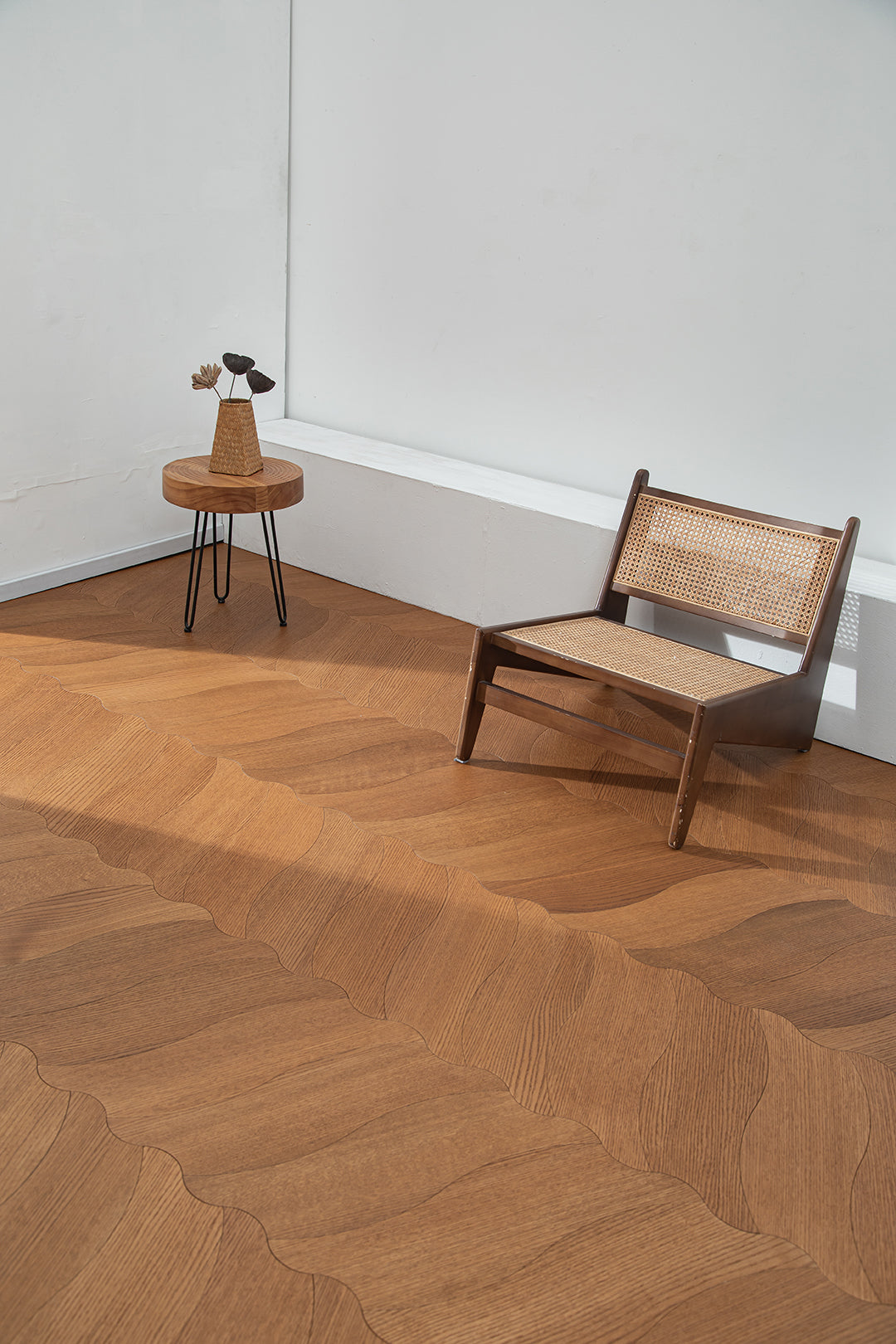 YXPX632  Smoked North American Oak Brushed Flowing Ripple Parquet Flooring | Wave Series