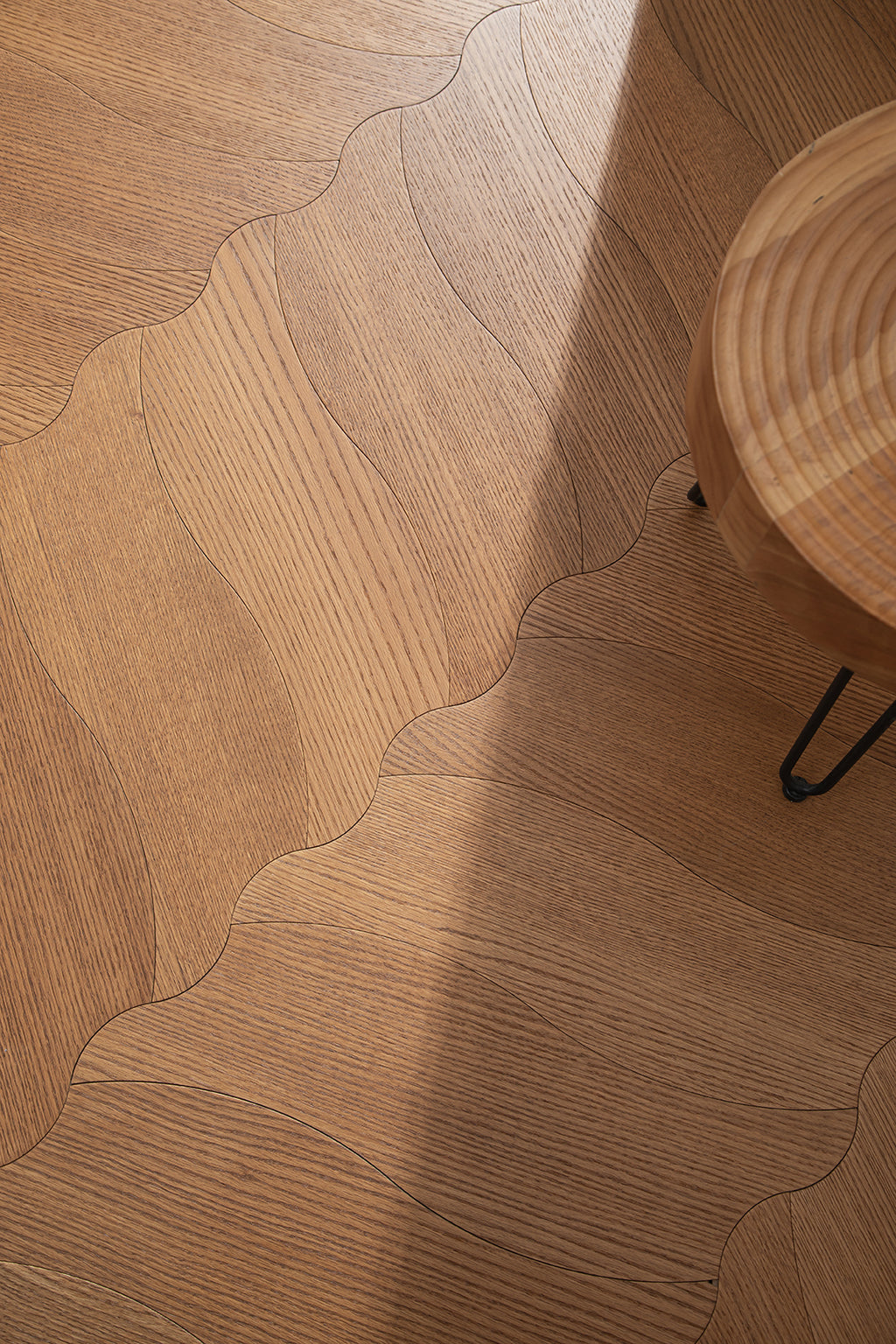 YXPX632  Smoked North American Oak Brushed Flowing Ripple Parquet Flooring | Wave Series