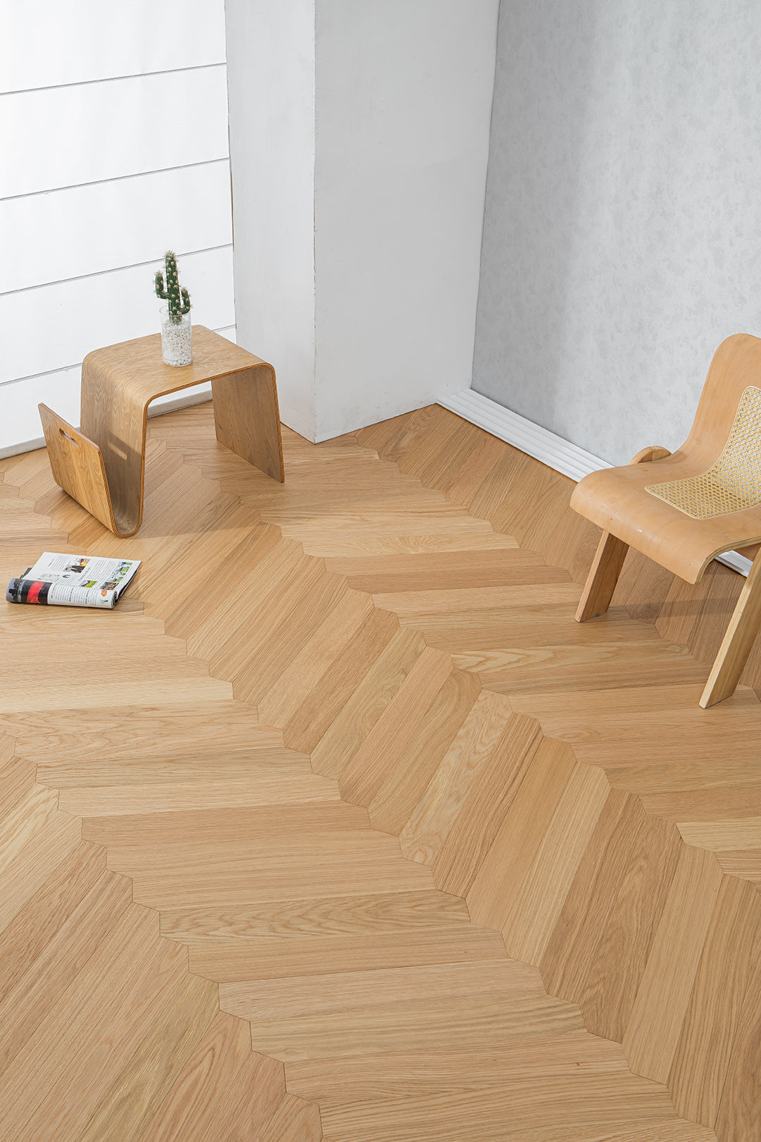 YXPX638 Natural Oak Wide Herringbone Flowing Ribbon-Like Parquet Flooring | Ribbon Series
