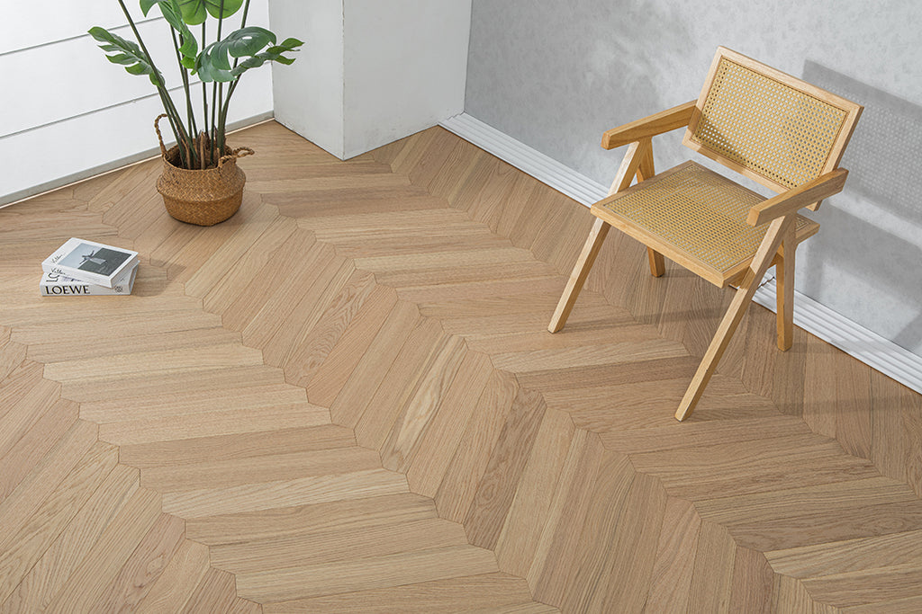 YXPX639 Natural Oak Wide Herringbone Flowing Ribbon-Like Parquet Flooring | Ribbon Series