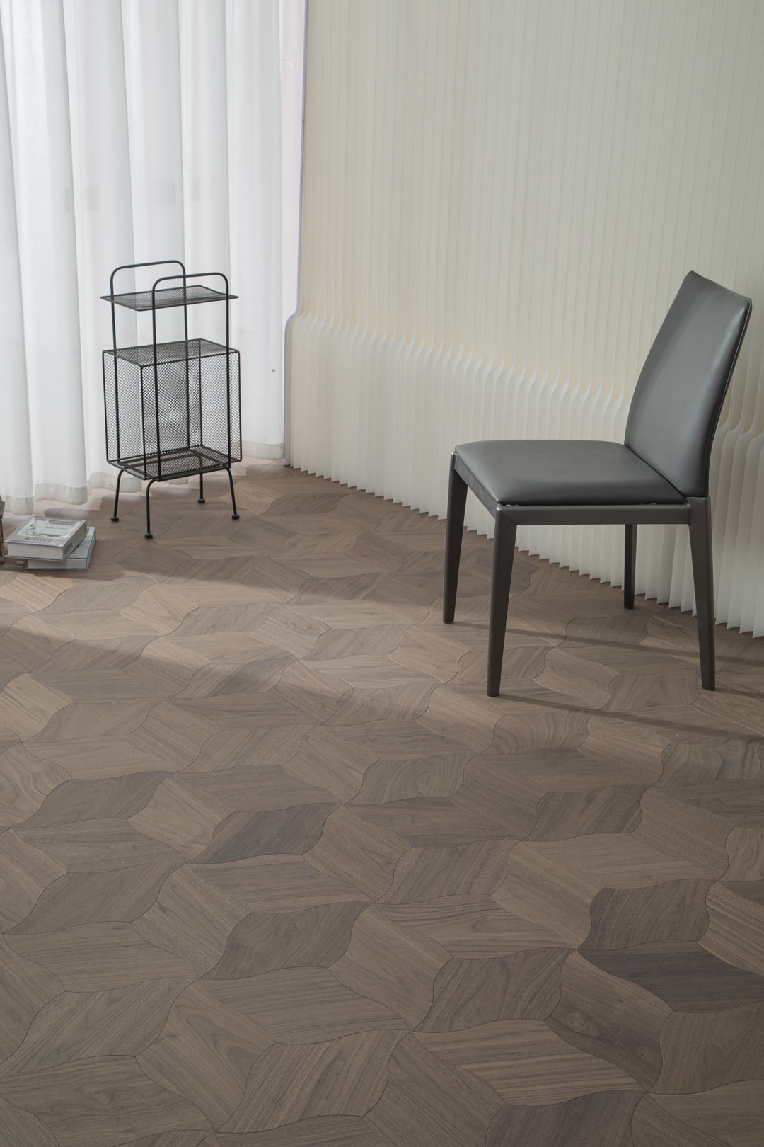 YXPH109 Black Walnut Curved Petal Floral Marquetry Parquet Flooring | Lily Series
