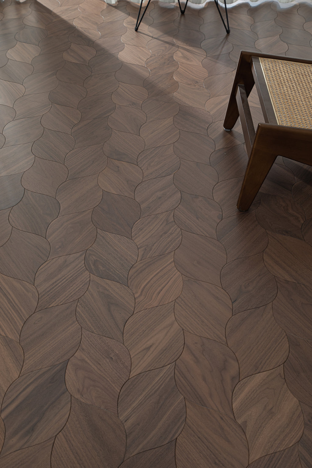 YXPH119  Black Walnut Braided Curved Parquet Flooring | Braid Motif Series