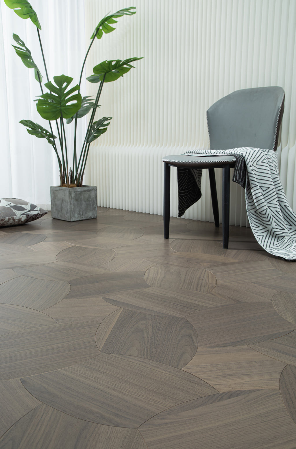 YXPH127 Black Walnut Petal-Shaped Modular Parquet Flooring | Lotus Flower Series