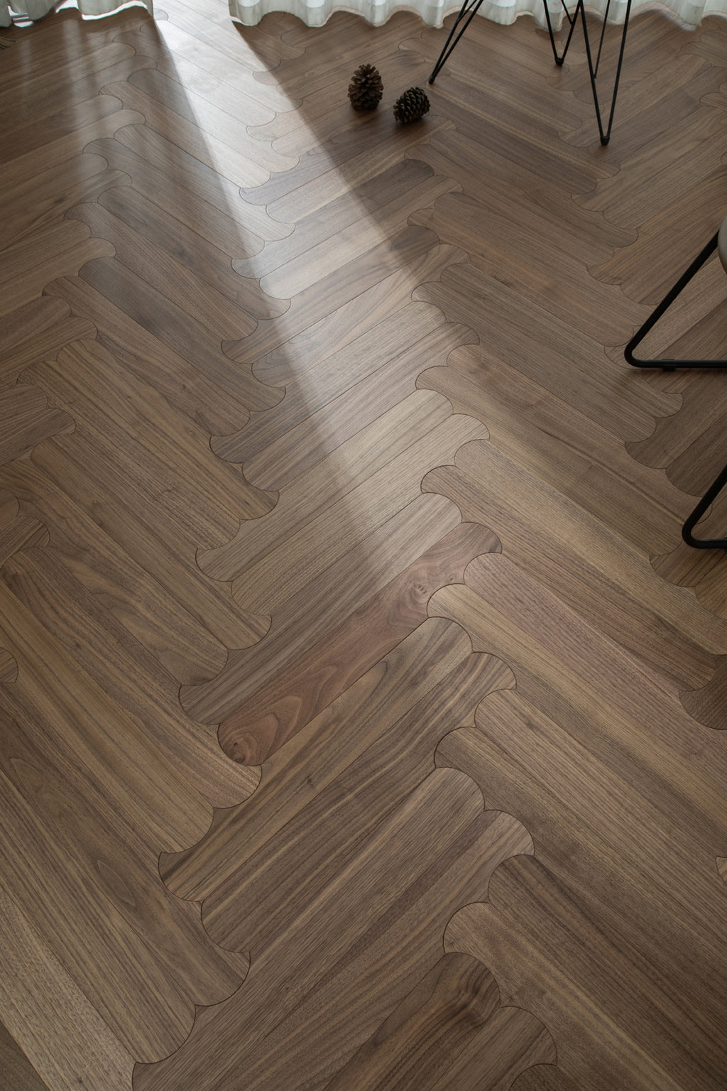 YXPH129 Black Walnut Curved Edge Herringbone Flooring | Scalloped Herringbone Series