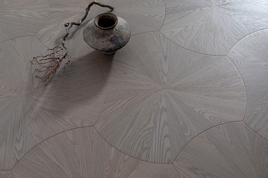 YXPS202 European Oak Circular Radial Pattern Parquet Flooring | Lotus Leaf Series