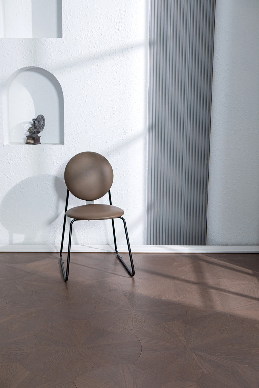YXPS203 European Oak Circular Radial Pattern Parquet Flooring | Lotus Leaf Series