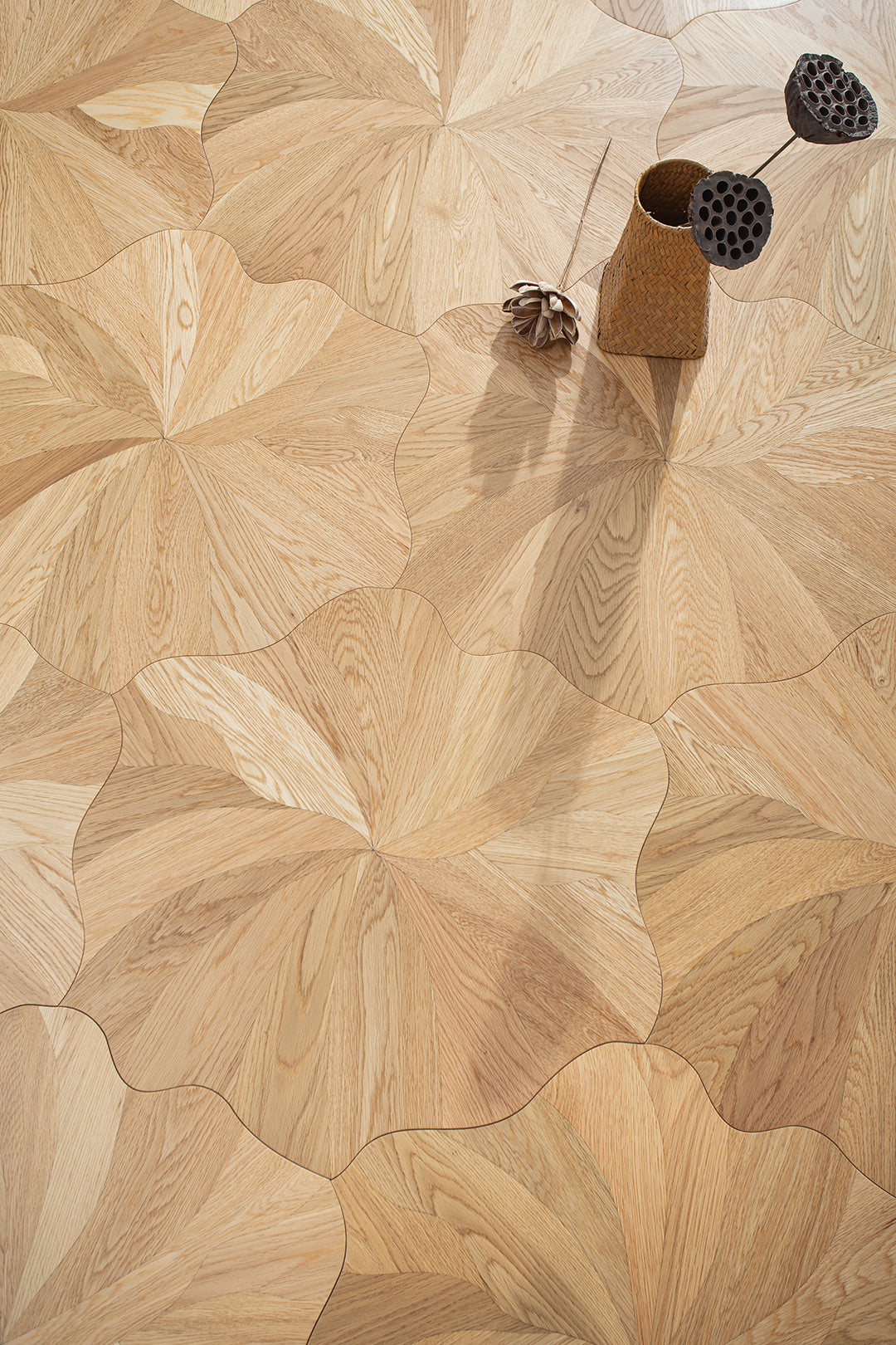 YXP380 Oak Full-Bloom Floral Marquetry Parquet Flooring | Peony Series