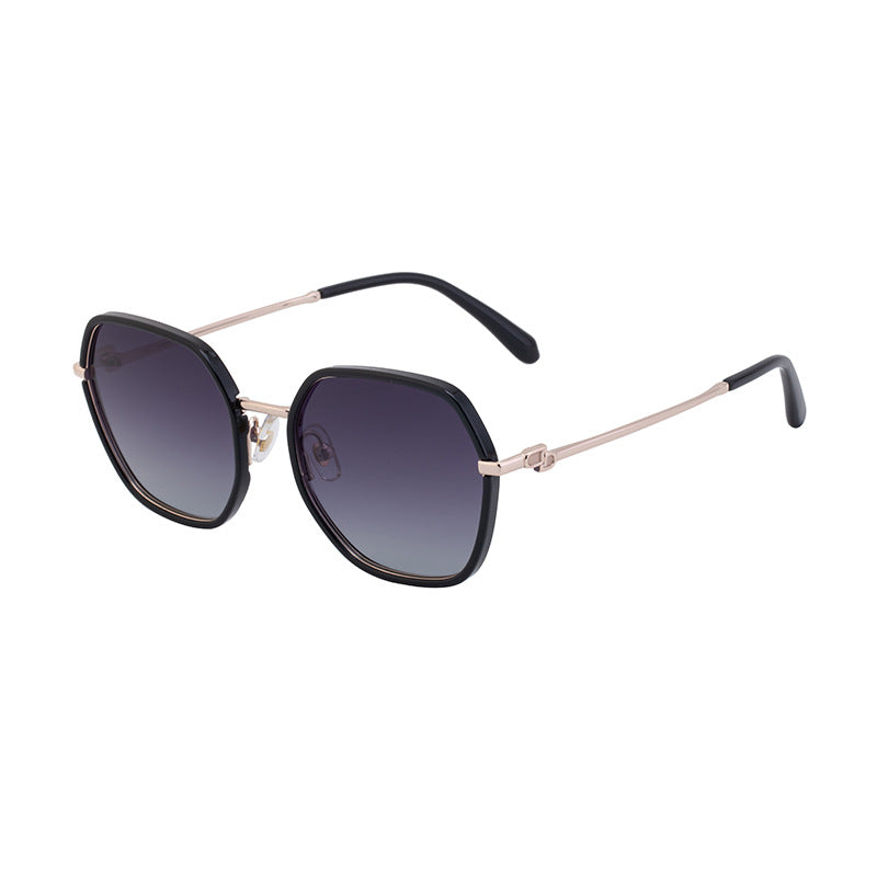 2025New European and American Fashion Square Frame Polarized Sunglasses for Women, Trendy Street Style, Sun Protection Sunglasses for Women Wholesale