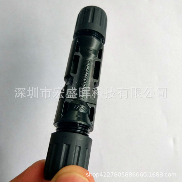 MC4 International Standard Male and Female Connectors Solar photovoltaic module connector TUV Internationally Certified Product