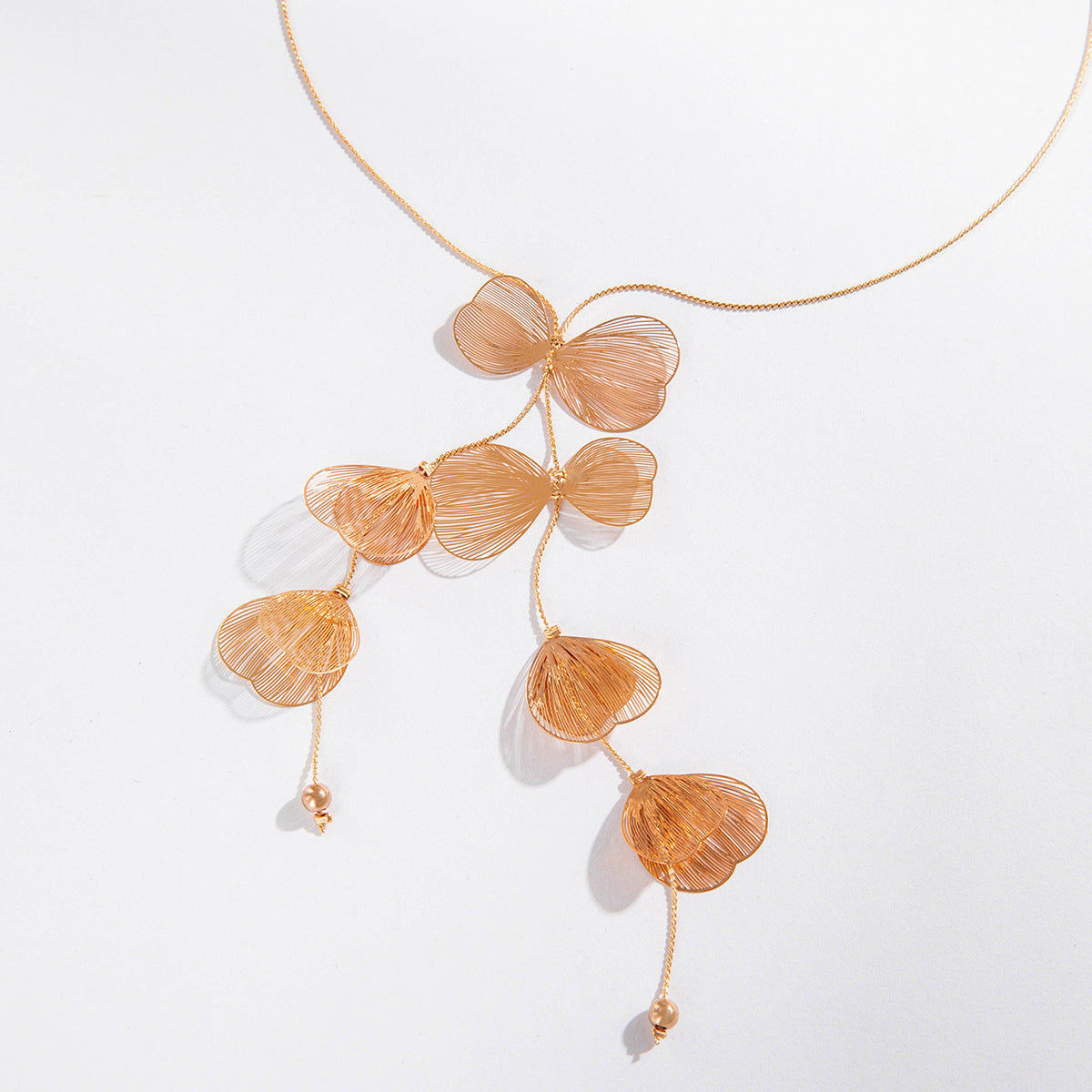 European and American Niche Ginkgo Leaf Tassel Necklace Design Sense Retro Pull-out Imitation Pearl Choker Jewelry choker