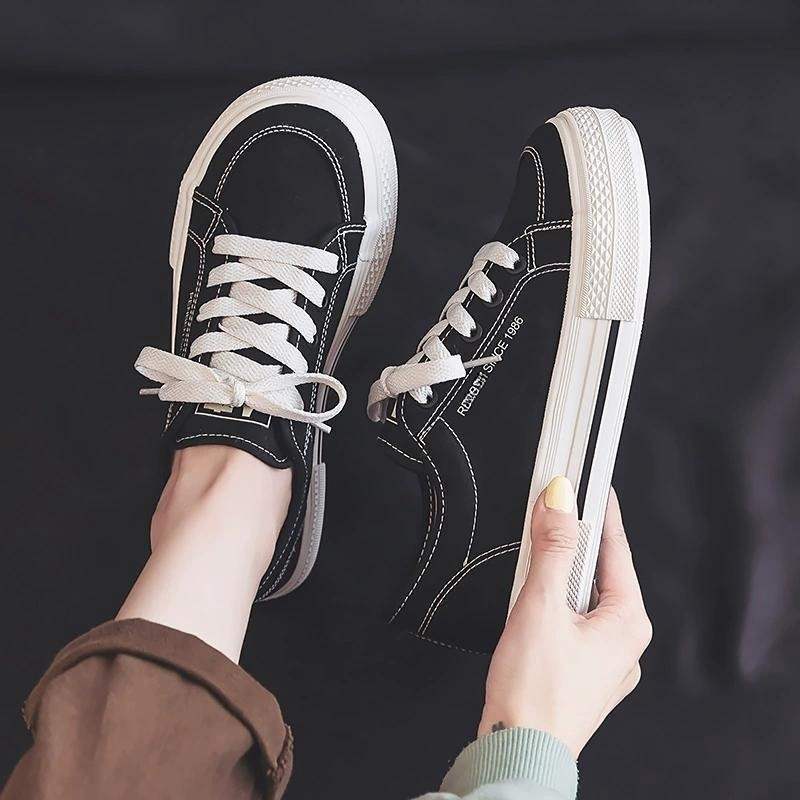 Women's Large Canvas Shoes2025Summer Casual Versatile White Shoes Black Big Toe Shoes Autumn Thick Sole Breathable Sneakers