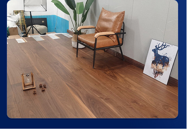 Door-to-Door Installation Old Three-Layer Large Board Pure Three-Layer Solid Wood Floor Oak Log3.0-4.0mm Underfloor Heating