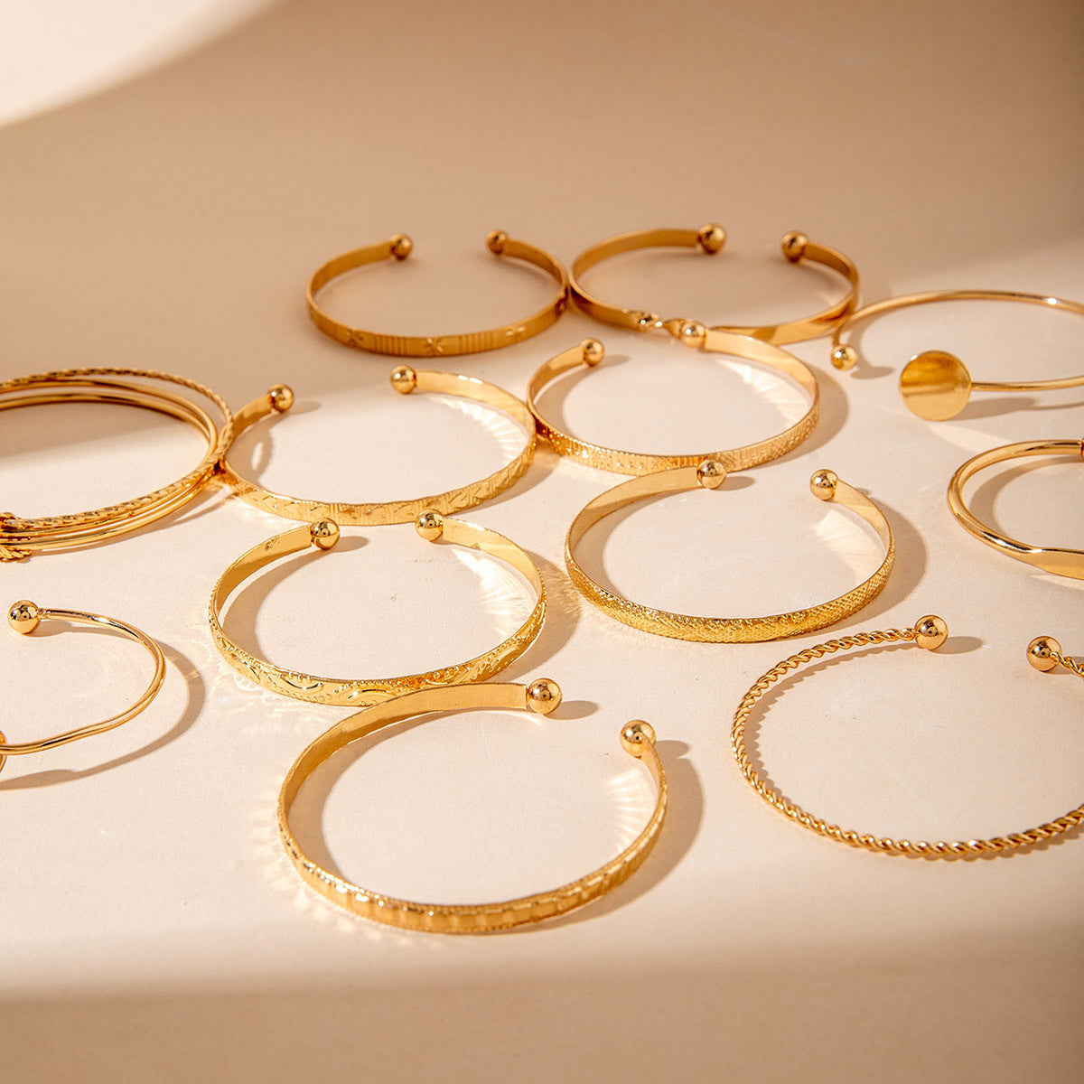 European and American Ornament Stackable Round Imitation Pearl Smooth Open Bracelet Fashion Jewelry Bracelet Wholesale