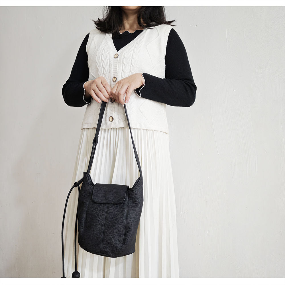 Genuine Leather Bucket Bag2025Autumn and Winter New Women's Bag Casual Fashion Versatile Single Shoulder Crossbody Large Capacity Pumpkin Bag