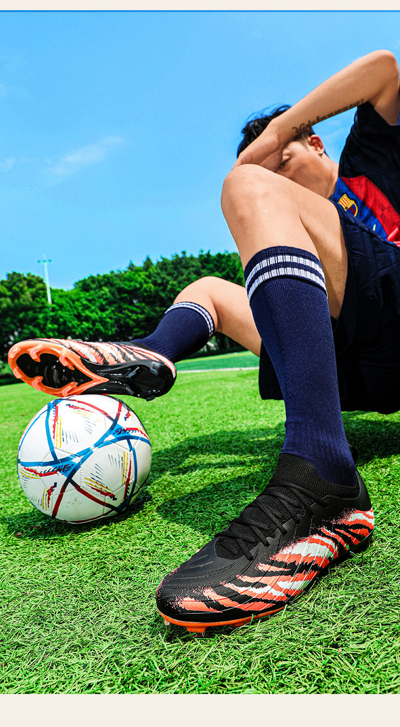 Large Size Authentic Low-Top Soccer Shoes New Wholesale Men's Training Shoes Student Soccer Shoes Spike Shoes Women's