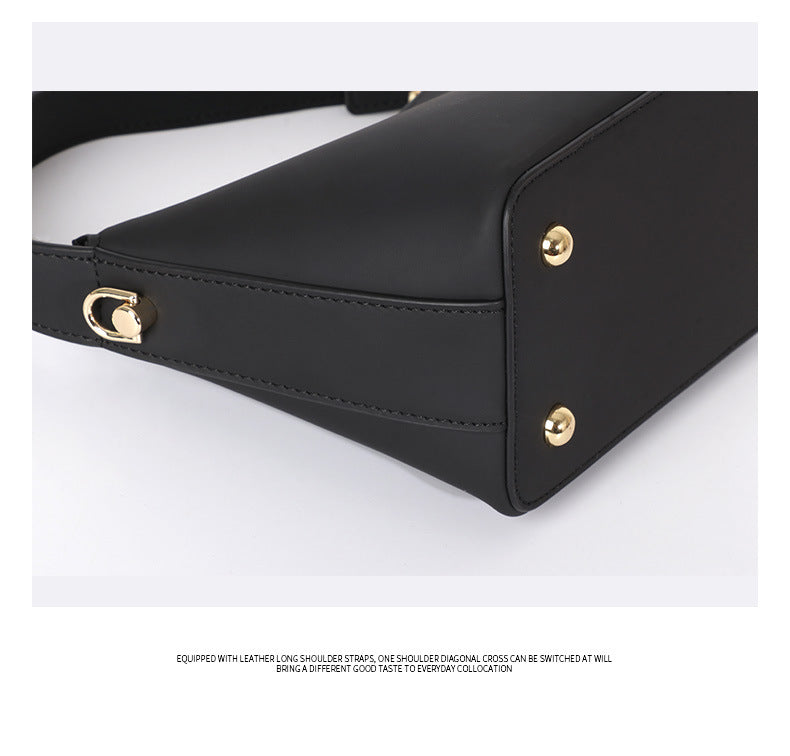 Special-Interest Design Bag Women2024Spring and Summer New Style Lunch Box Cloud Bag Handheld Casual Small Square Bag Single Shoulder Crossbody Bag