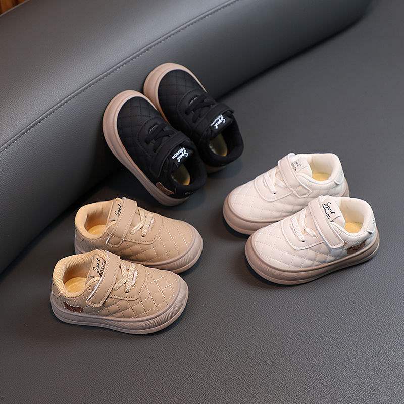 2025Spring and Autumn New Children's Sports Shoes Boys' Shoes Girls' Casual Sneakers Baby Cartoon Bear Outdoor Leather Shoes