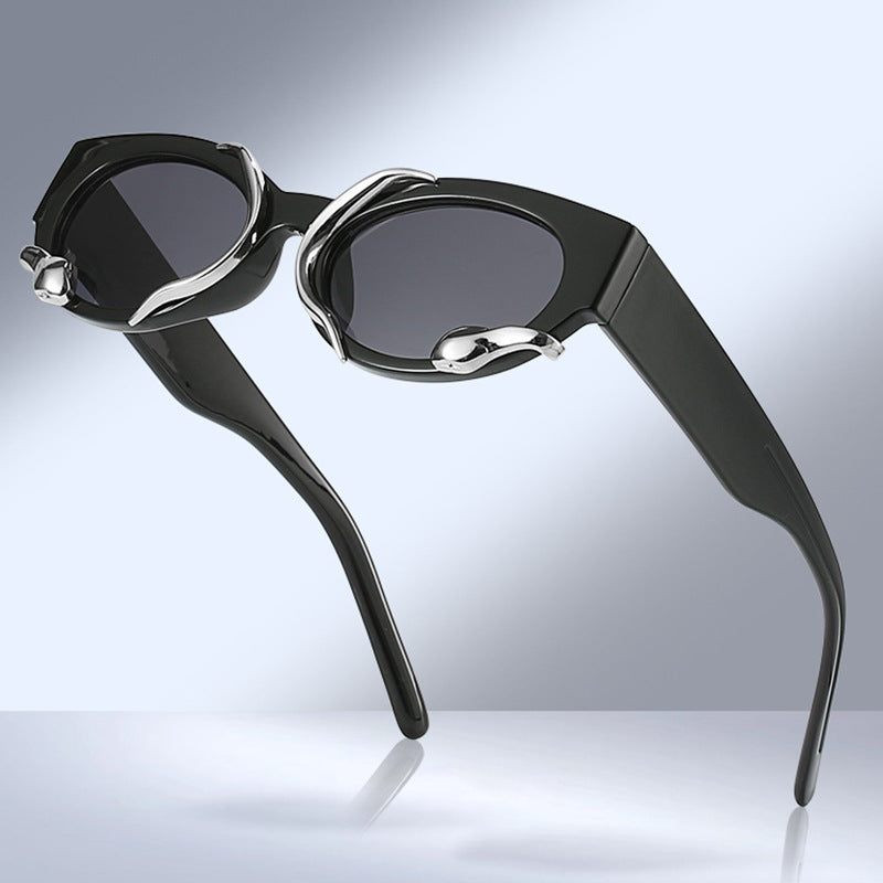gm Same Style Women's Sunglasses Snake Small Frame Sunglasses High-End Steampunk Cat Eye Glasses shades